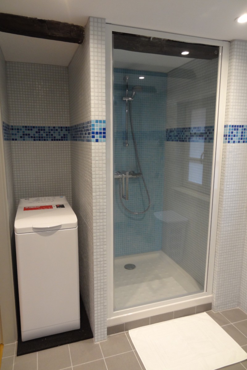 Salle de bain 2 - 1er étage