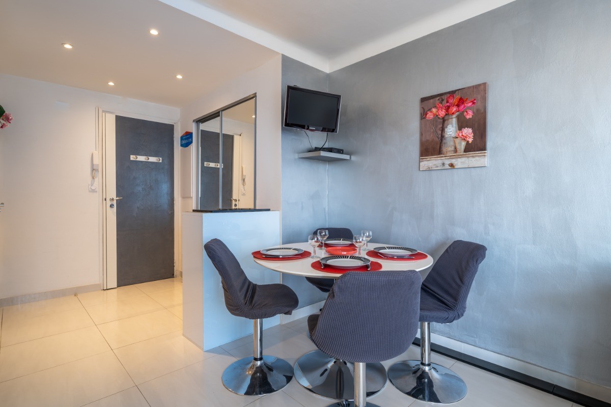 Cannes les Pins - Espace repas