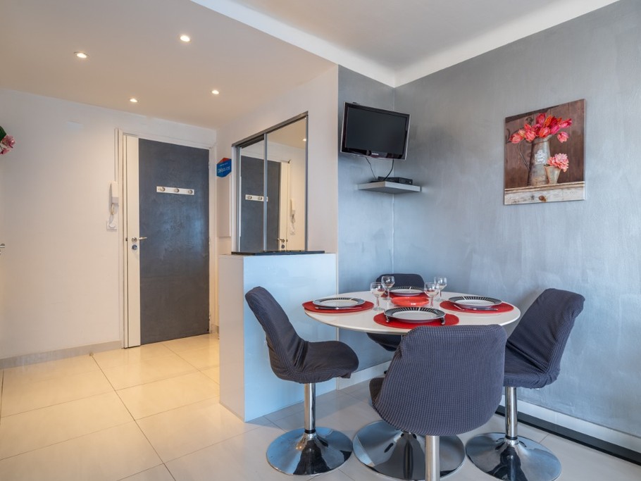 Cannes les Pins - Espace repas