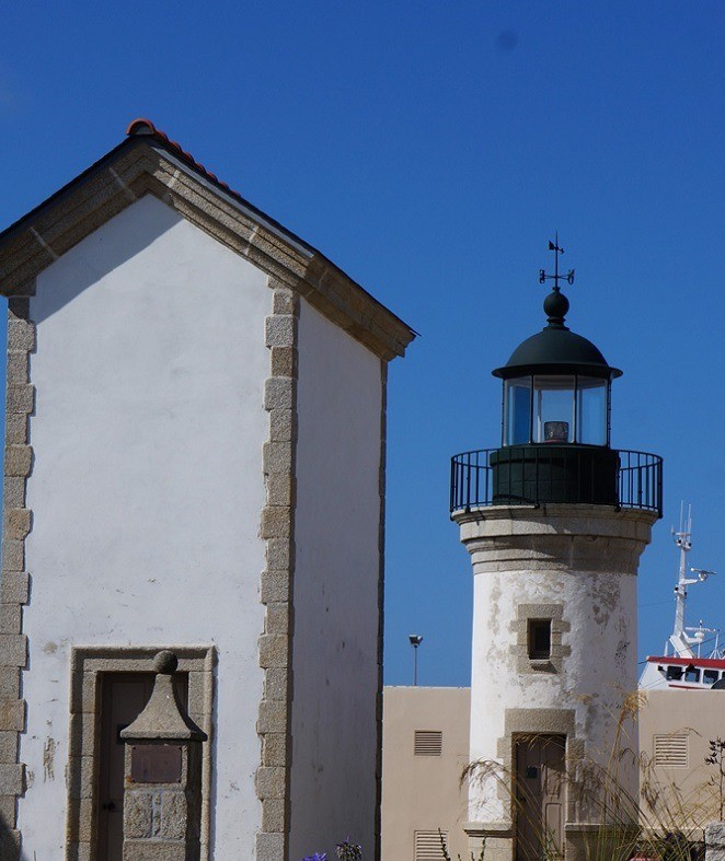 L'enclos des phares à Treffiagat