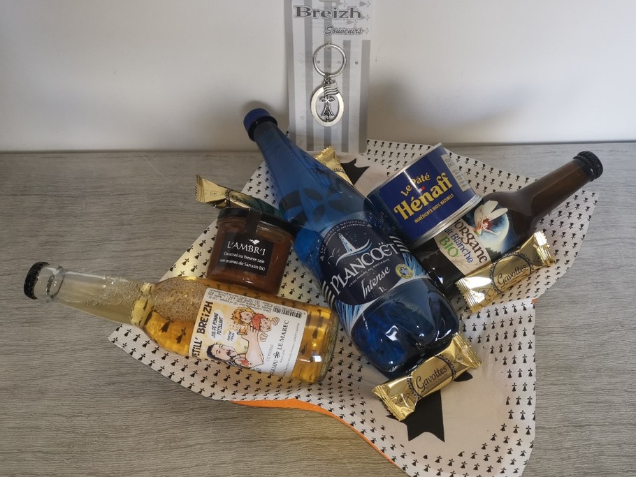 Un panier de bienvenue avec des produits locaux... et du caramel au beurre salé maison