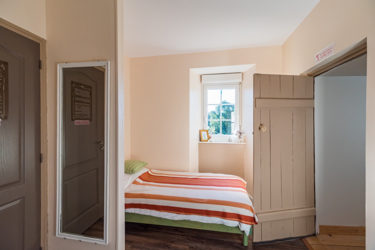 Anne Poésie Printannière - Chambre 2/3 personnes - Tonquèdec - Côtes d'Armor - Bretagne - Clévacances