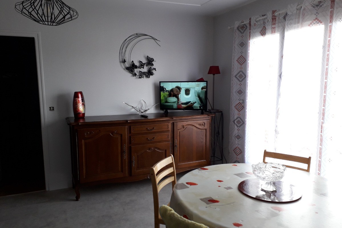 Salle à manger Gîte Les Thuyas HAUTE-VIENNE