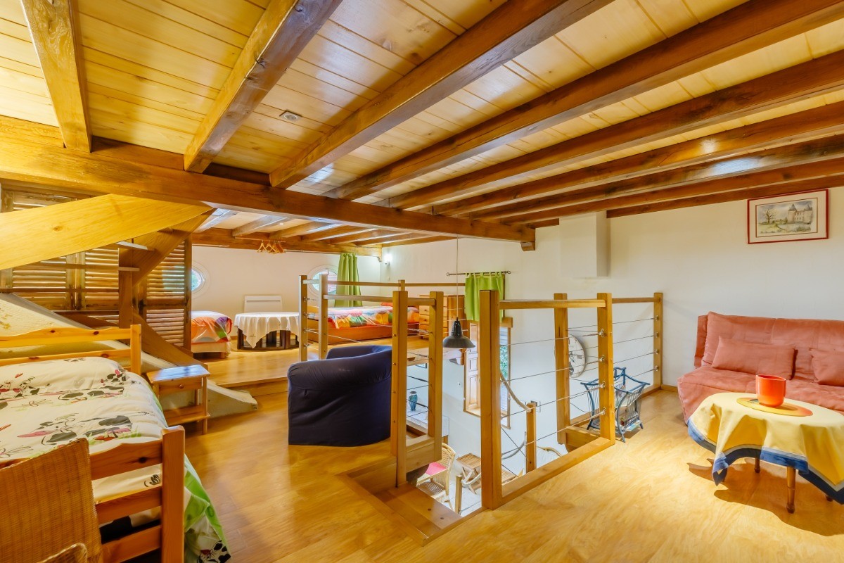 MEZZANINE