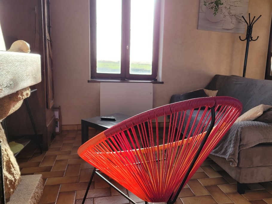 Le Coz, location, Pointe de la Tour, Plouha, Clévacances, pièce de vie au RDC avec salon salle à manger et cuisine