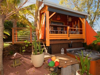 Bungalow Bois avec Jacuzzi privatif - Poz Lagon chambre d'hôtes