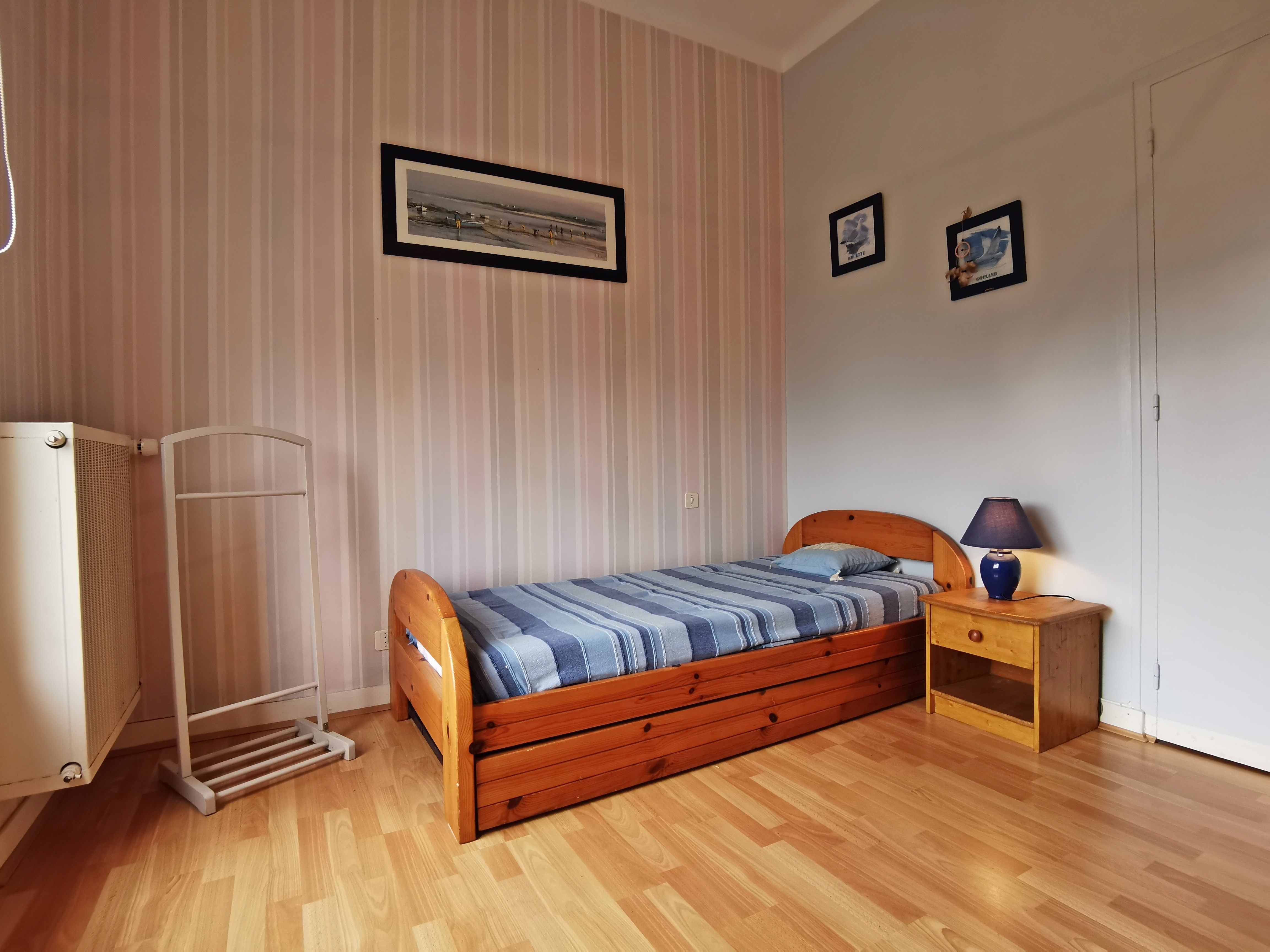 Chambre 2 avec lit gigogne 2 personnes