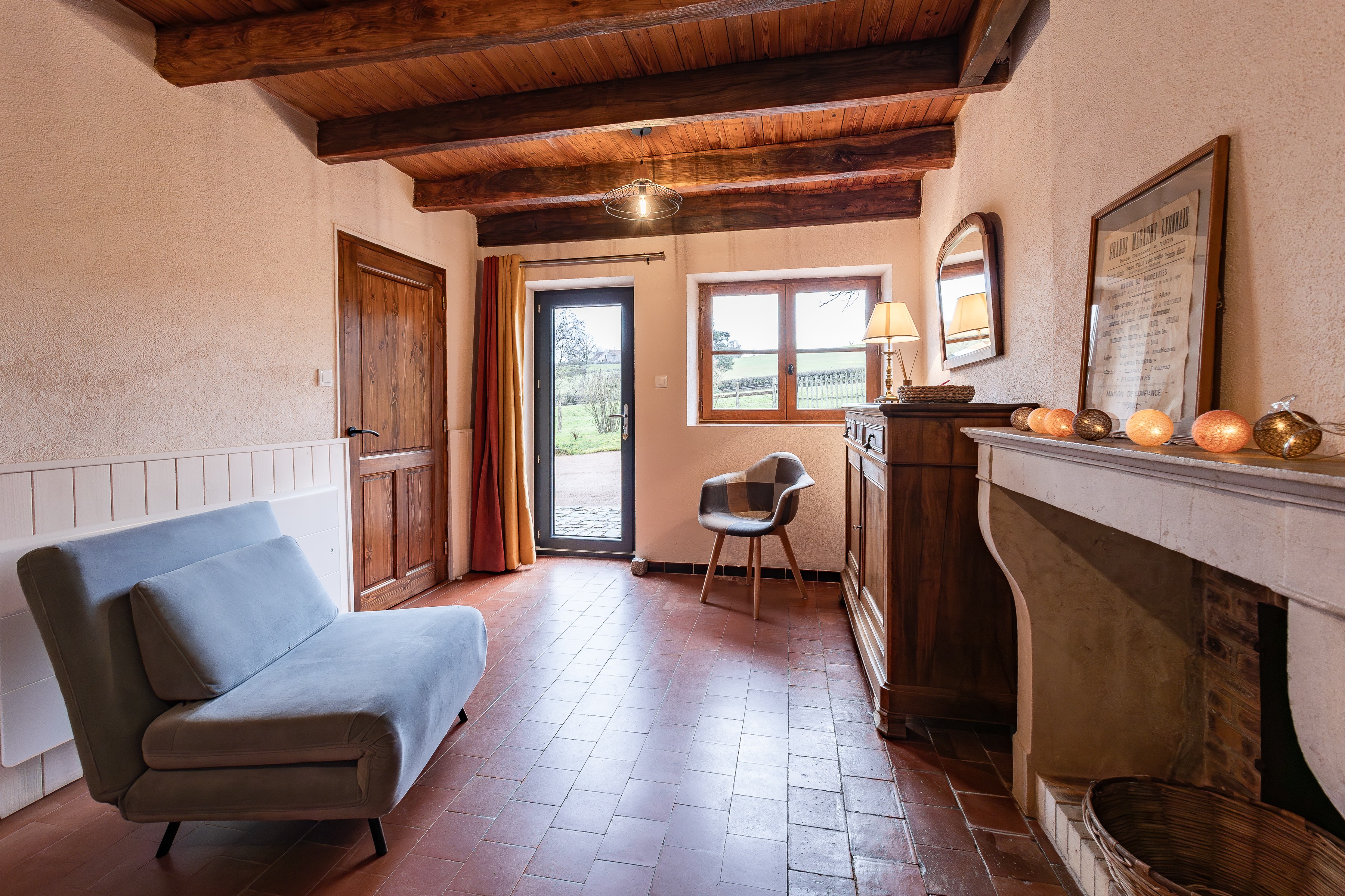 Courtyard bedroom