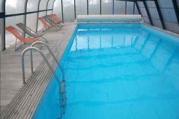 Piscine couverte chauffée