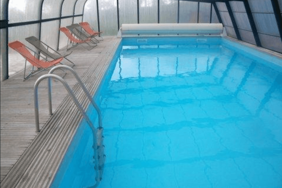 Piscine couverte chauffée
