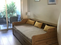 Chambre avec lit gigogne, accès loggia nord