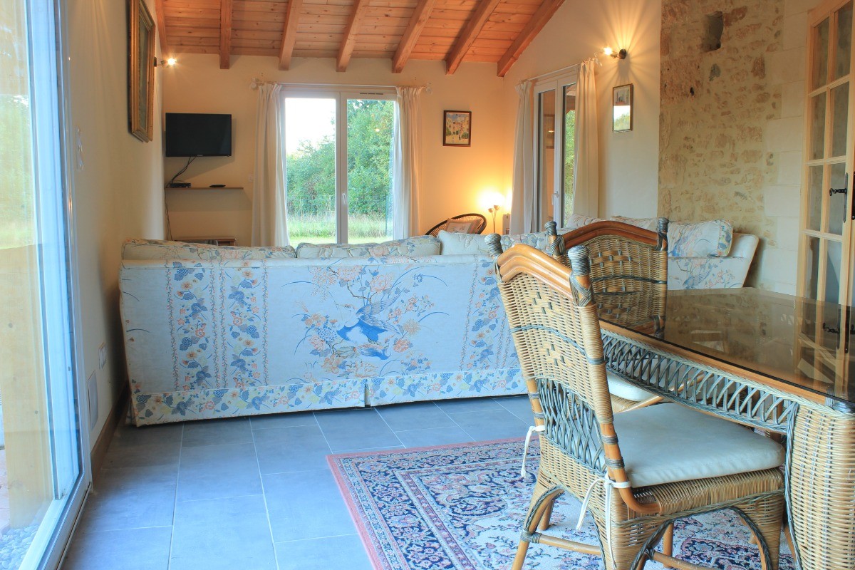 Le salle / salle à manger du gîte "Le Magnolia"