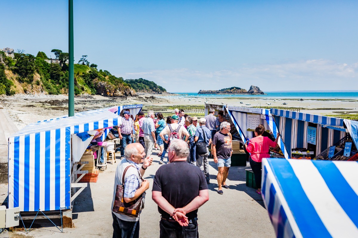 La marché aux huîtres de Cancale, ouvert tous les jours et toute l'année.
Crédits photo : CRTB L'oeil-de-Paco