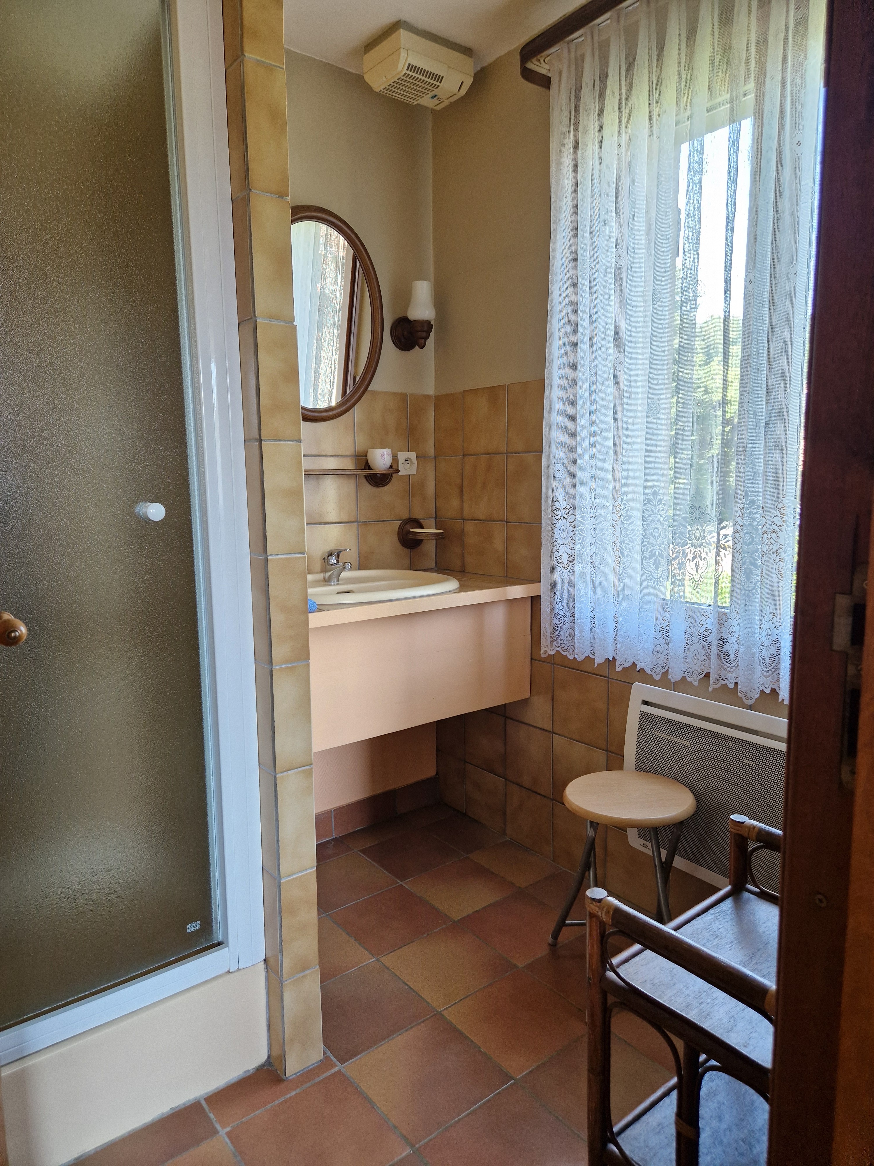 Salle d'eau - Chambre d'hôtes l'An 12 - Orchidée