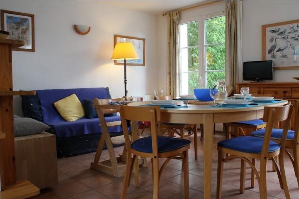 Salon lumineux, La Guillaumette, gîte "La Spatule" à Fouras en Charente maritime