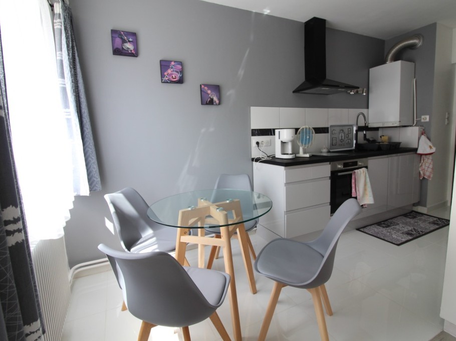 Belle cuisine ouverte Studio