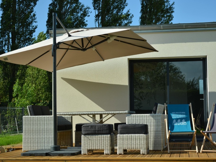 le Mascaret, location 4 pers, Saint Lormel, Rousseau, vue extérieure côté terrasse