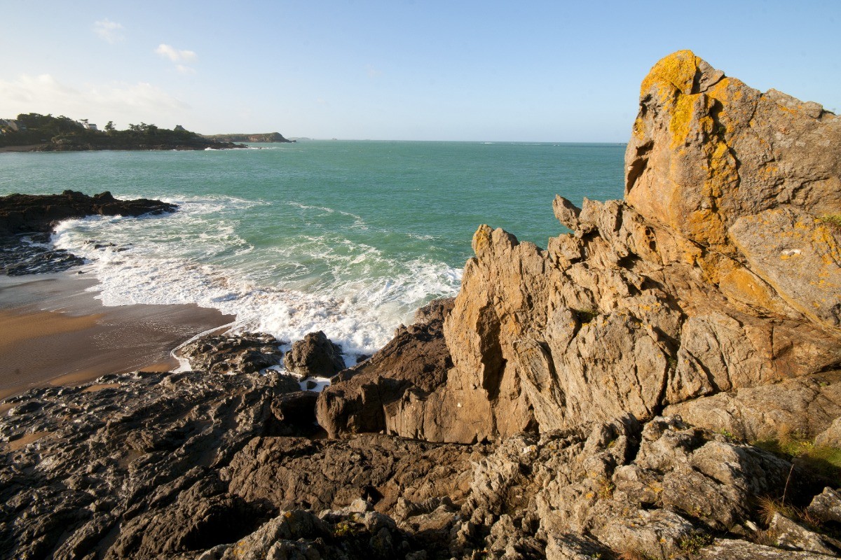 Rochers de Rothéneuf à Saint-Malo.
Crédits photo : CRTB_RONNE-Hervé