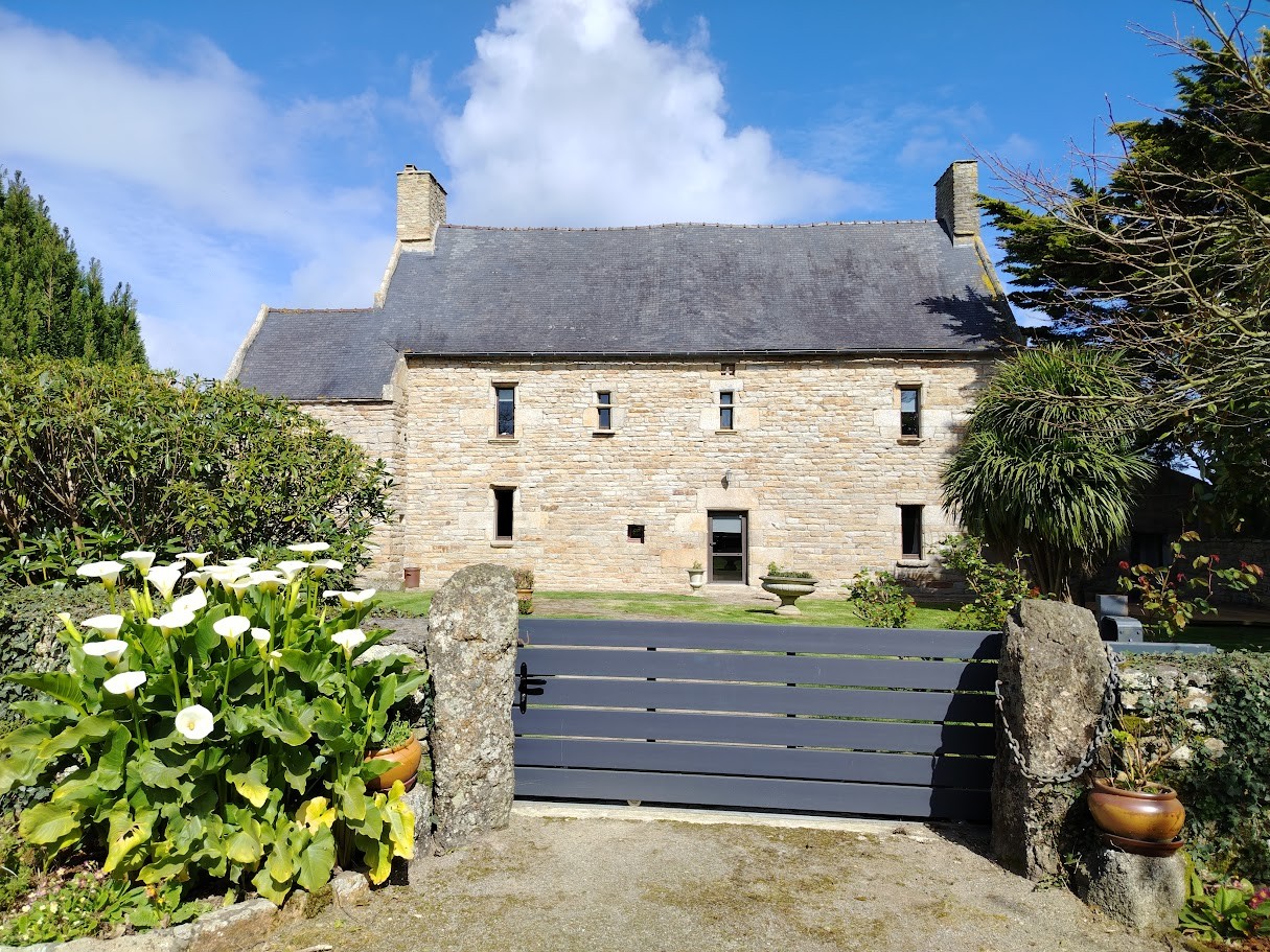 Enclosed garden