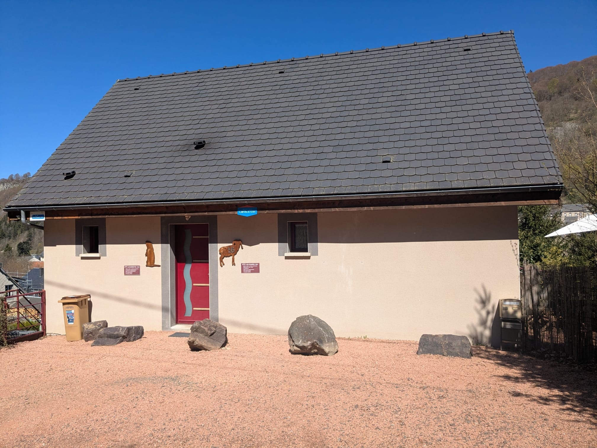"Les Chamois" holiday cottage – sleeps 6 – Mont-Dore, Sancy Massif, Puy-de-Dôme
