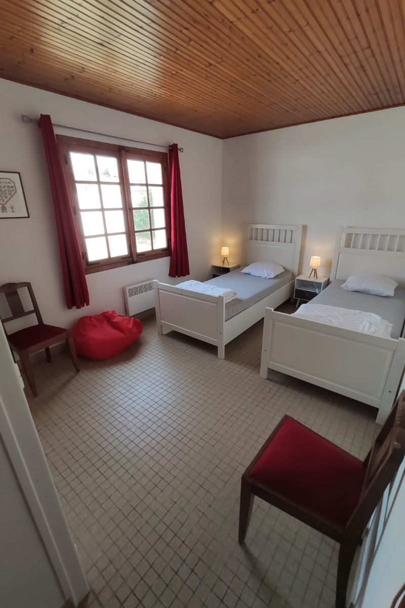 Chambre 3 avec deux lits en 90