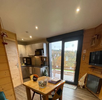 salon - renard - nature cottage vosges