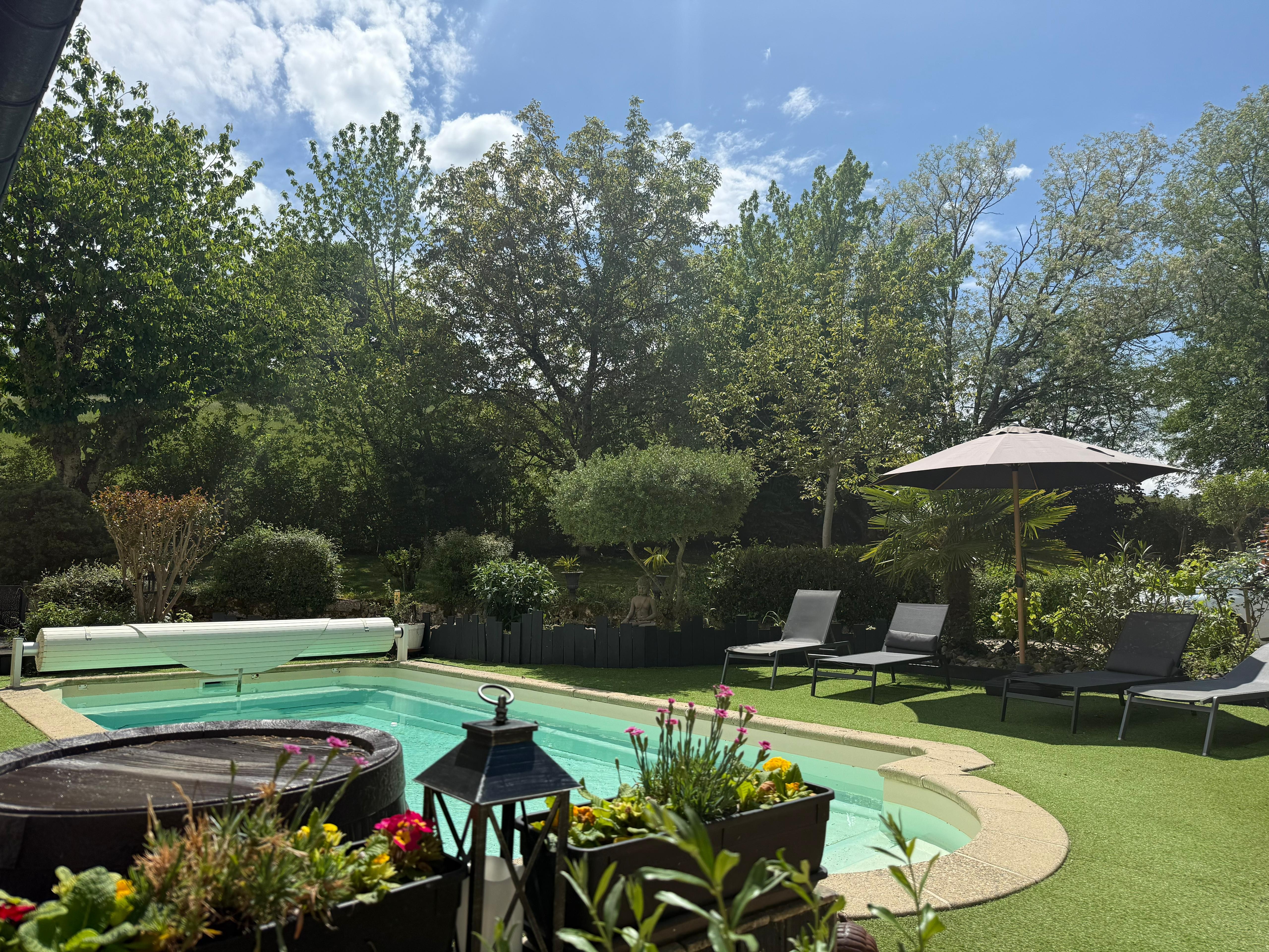 Piscine chauffée et partagée
