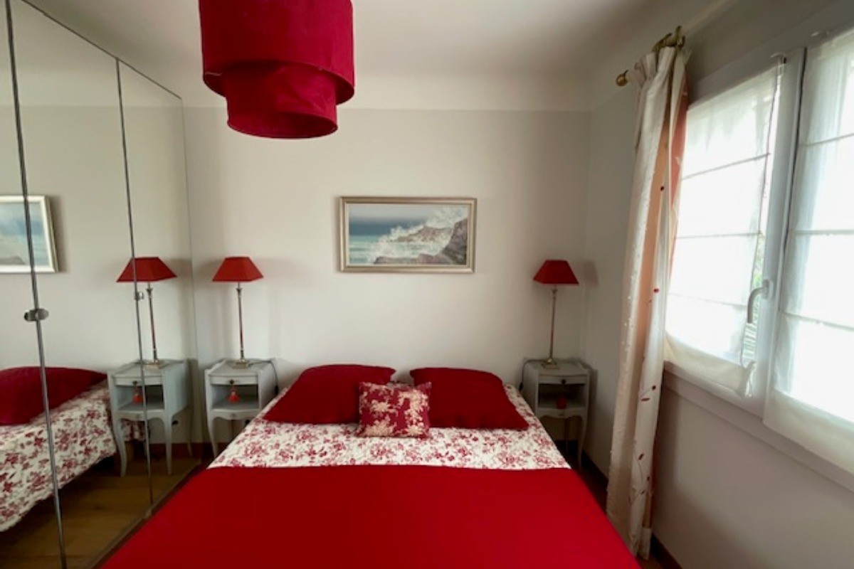 La chambre - Appartement T2, Le Clos de la Buge (Sanary sur Mer, Var)