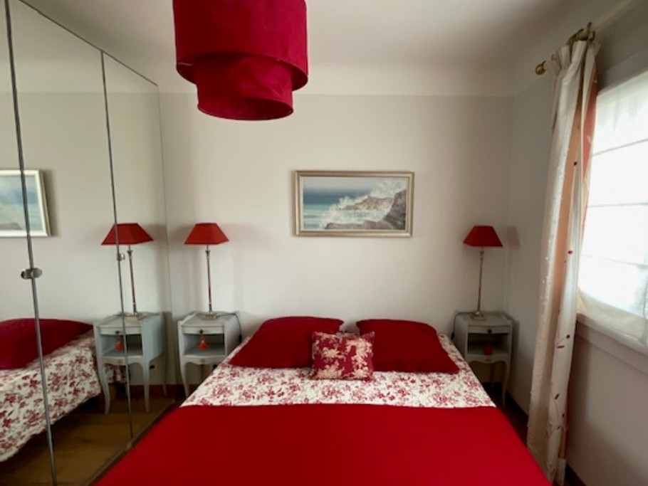 La chambre - Appartement T2, Le Clos de la Buge (Sanary sur Mer, Var)