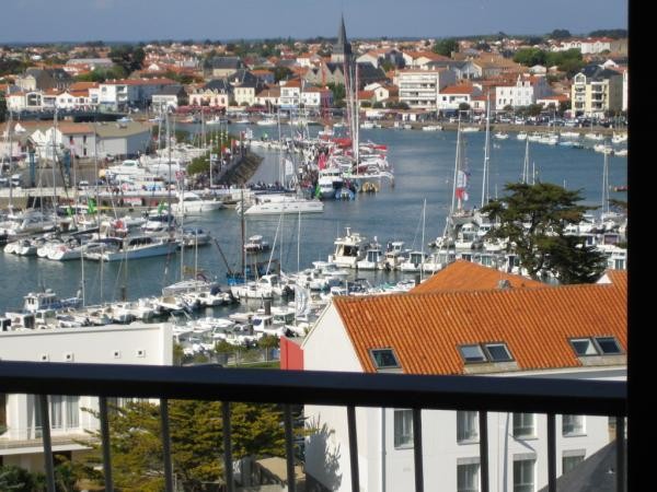 vue port et saint gilles