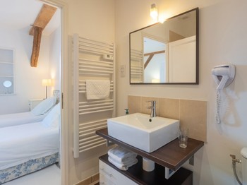 Salle de bains inter communicante Chambre N°2