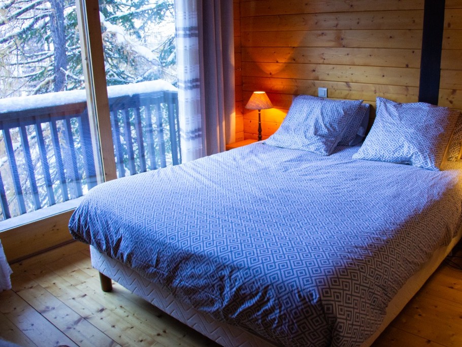 chambre haut lit 160/200 et dressing /CHALET LA GELINOTTE - 8 personnes - Station de ski - LA PLAGNE Centre
