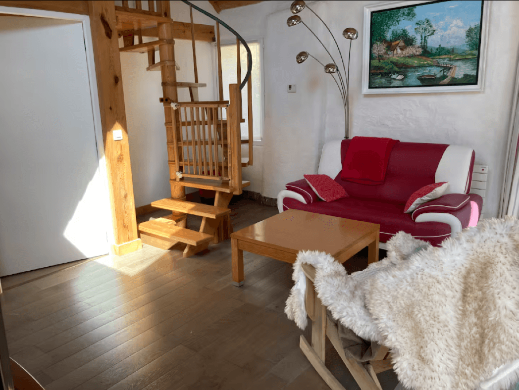 lounge with games, TV and Wi-Fi internet access