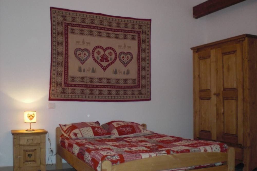 CHAMBRE ÉTAGE LIT DOUBLE