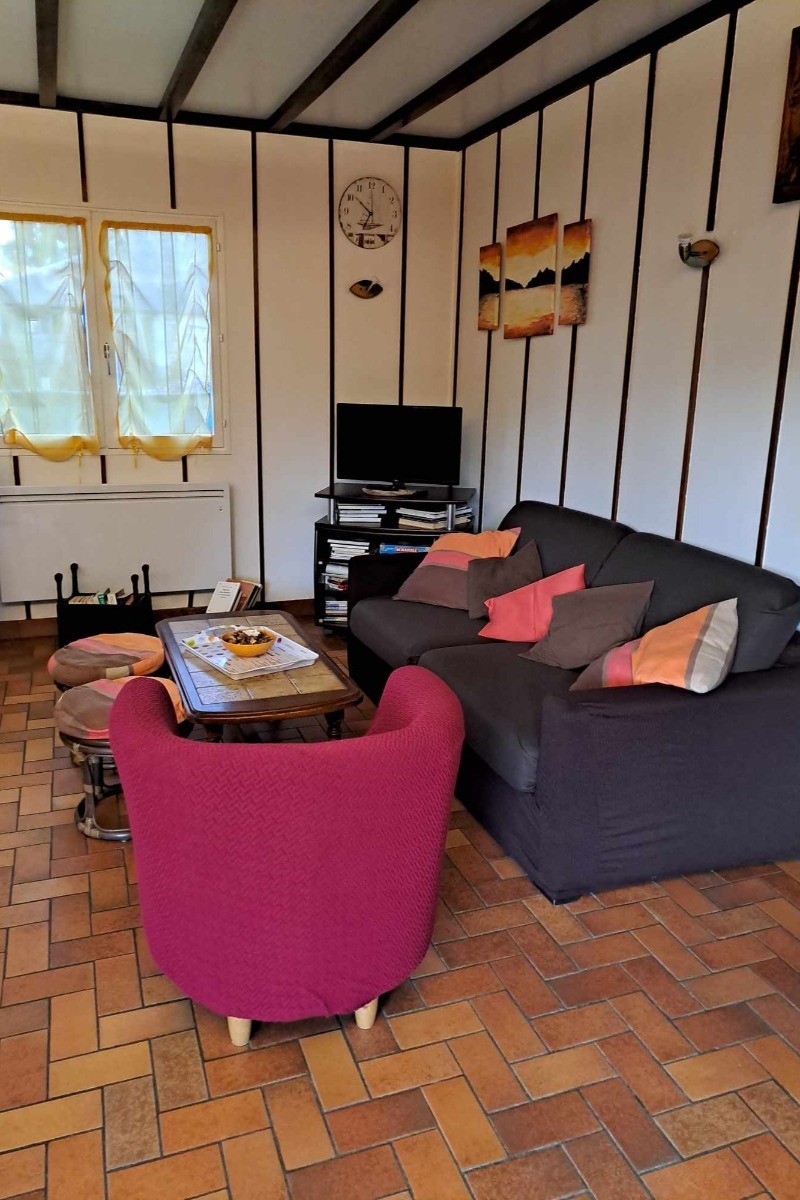 Coin salon avec canapé lit