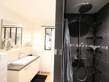 Salle d'eau - Chambre d'hôtes Cocoon Le Nid Cosy d'Isa