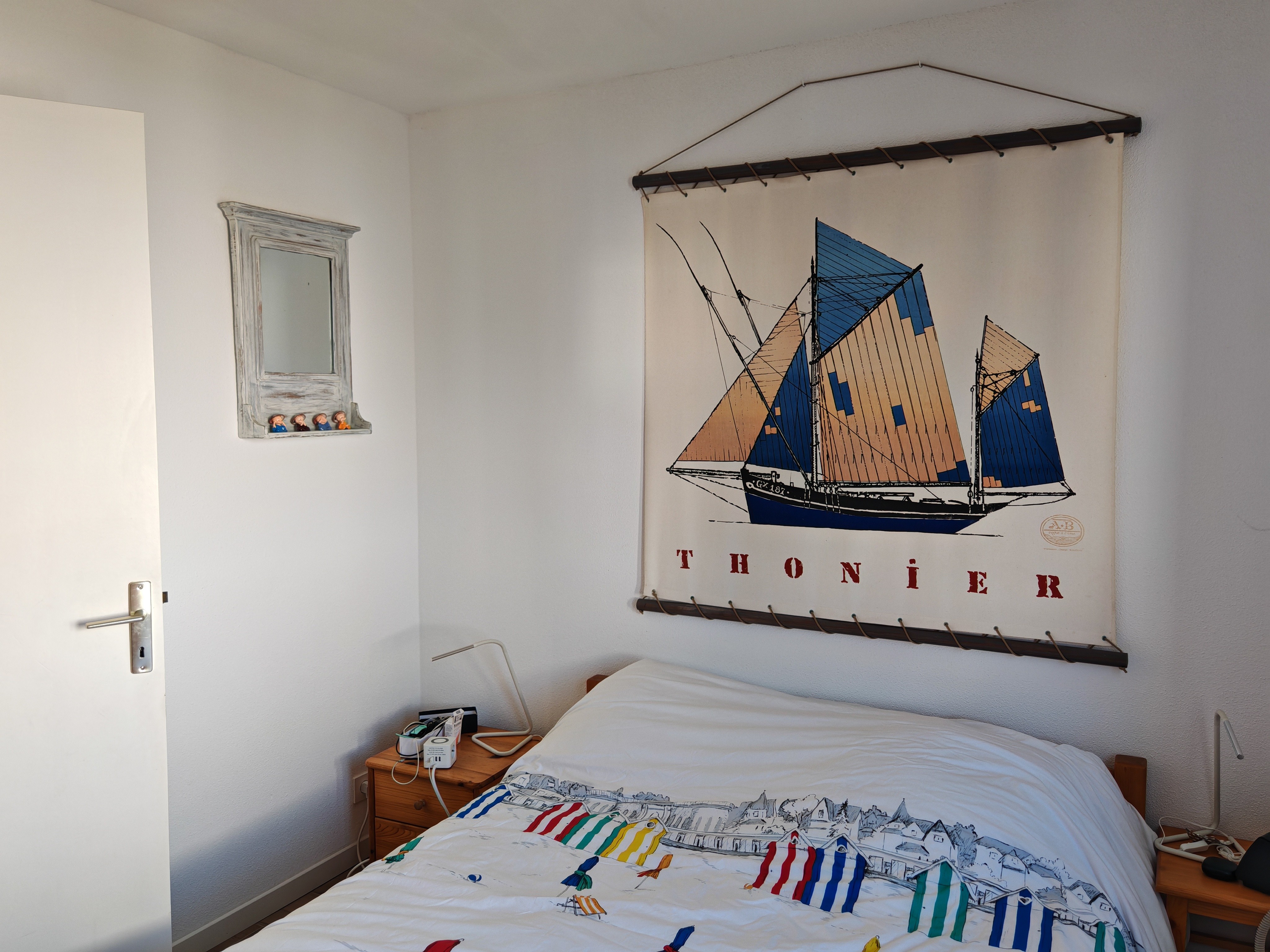 Bedroom with double bed (140cm) (1st floor)