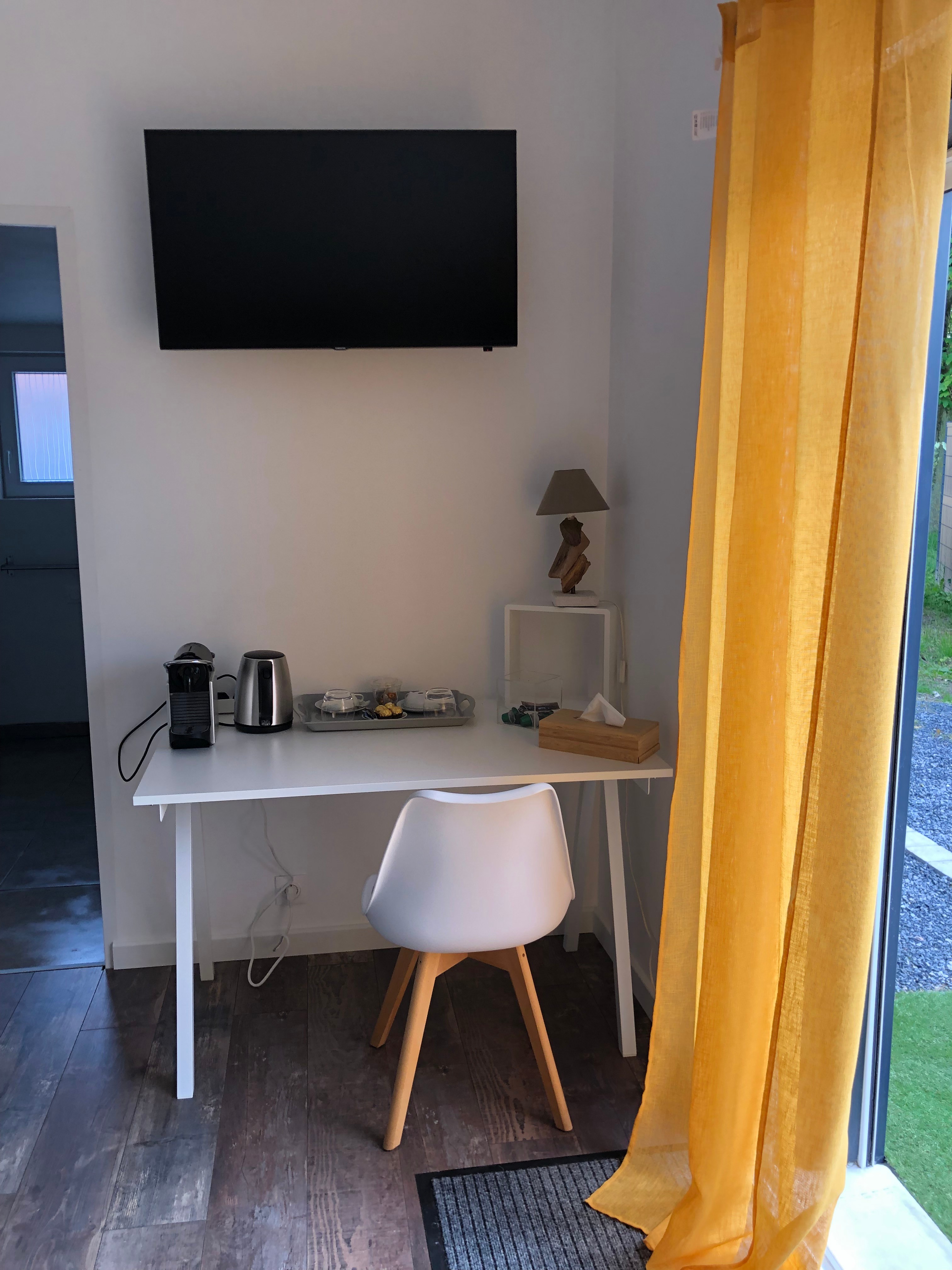 coin TV et  pause Thé, Café