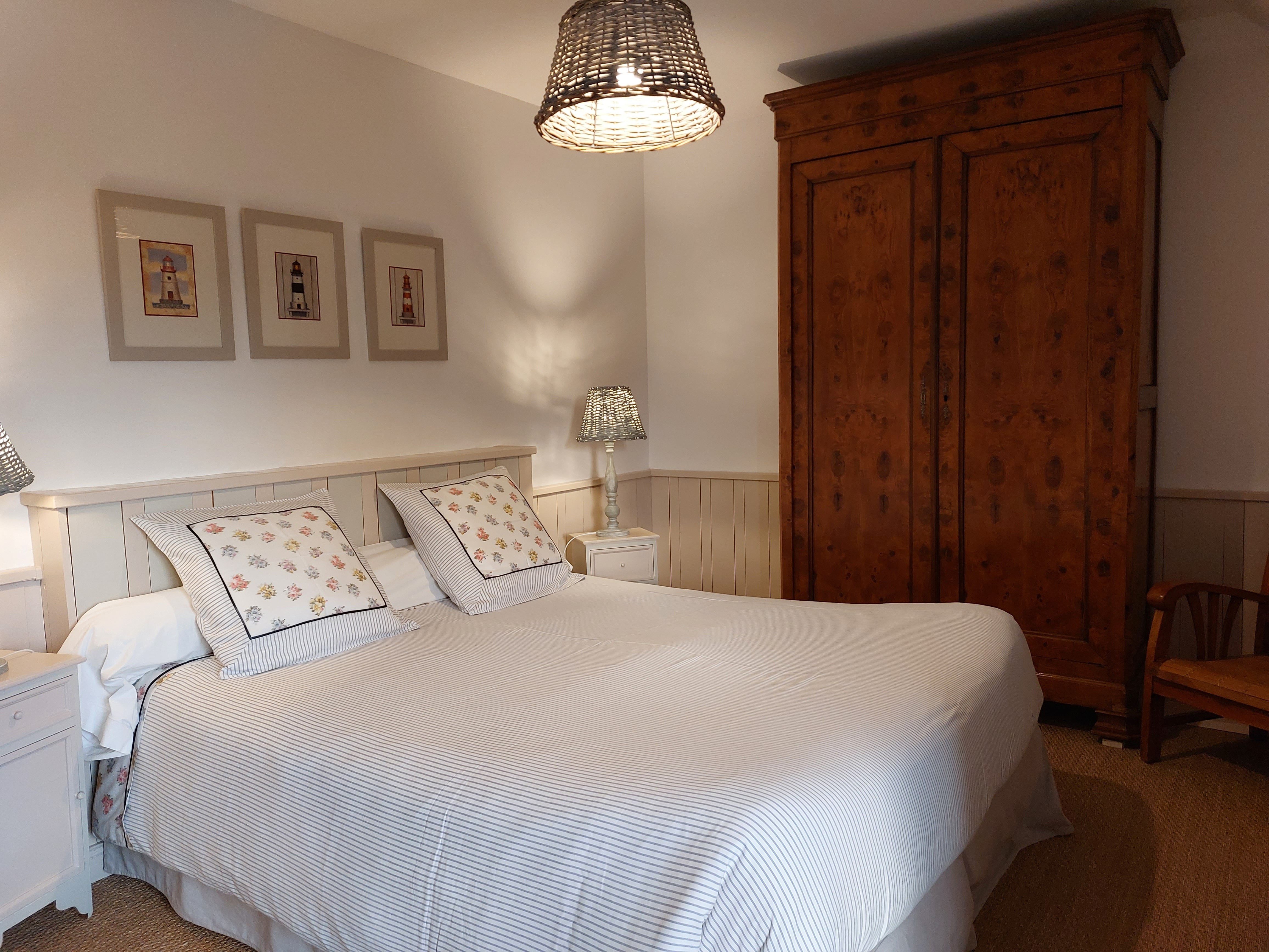 Bedroom 1, 1 double bed 160x200