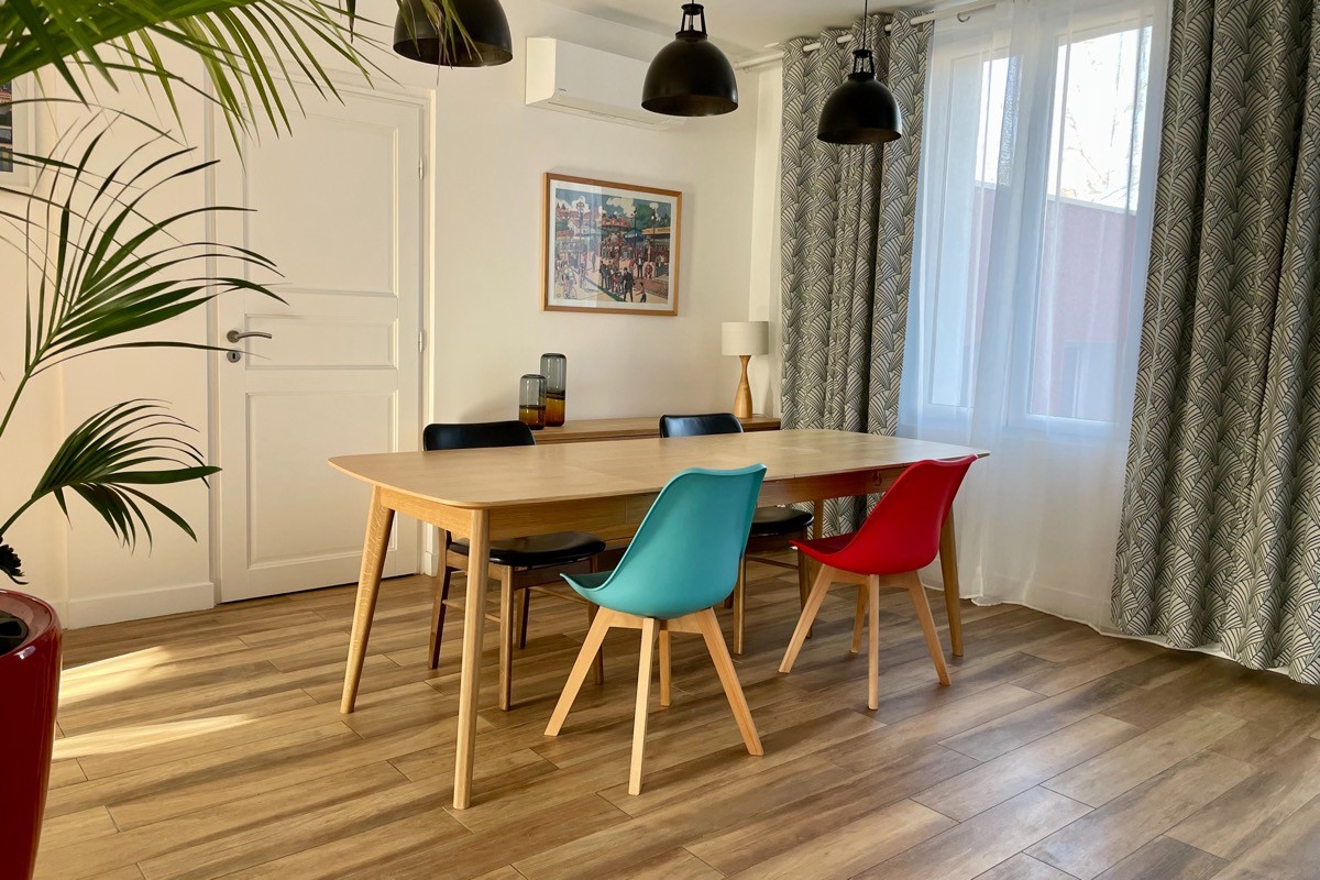 Salle à manger table 6/8 personnes