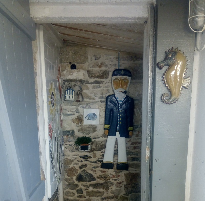 Extérieur toilettes n°2