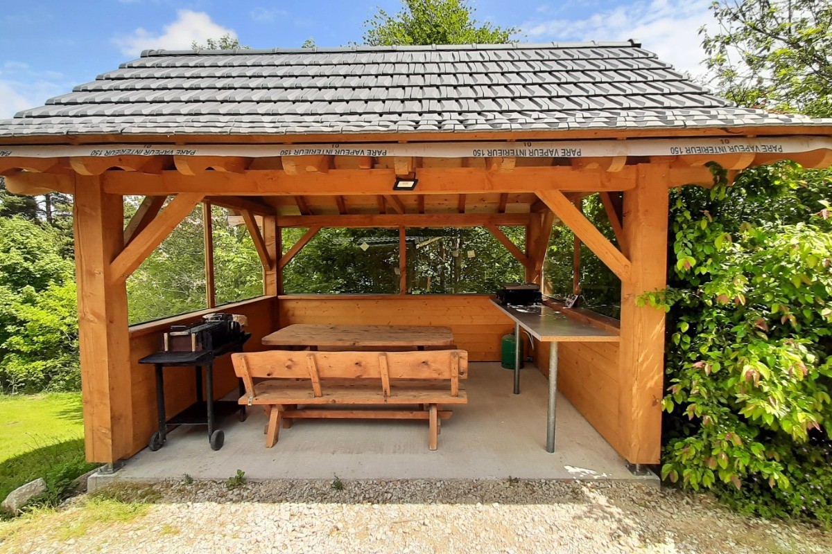 Coin barbecue abrité !