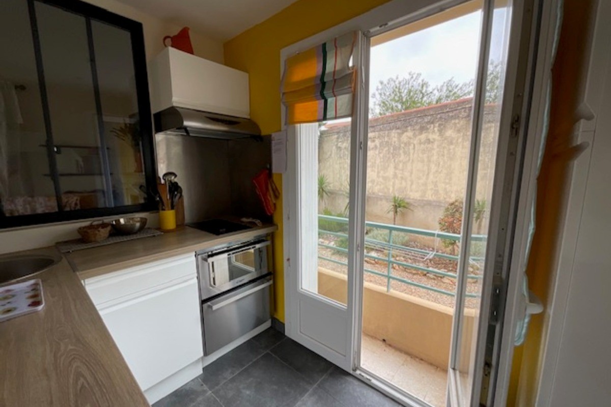 Cuisine indépendante - Appartement T2, Le Clos de la Buge (Sanary sur Mer, Var)