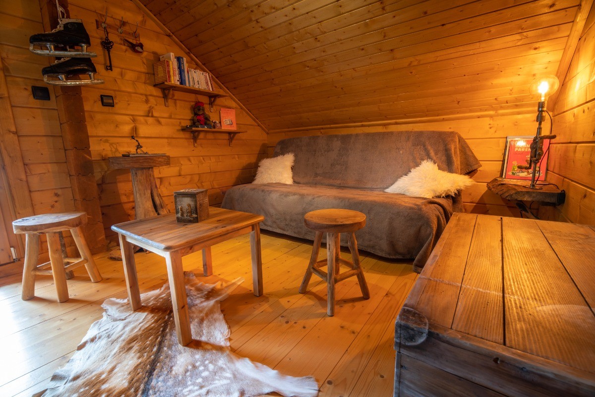 2nd sitting area in bedroom 2 upstairs - Chalet Cosy Finlandais Joyce - Gérardmer