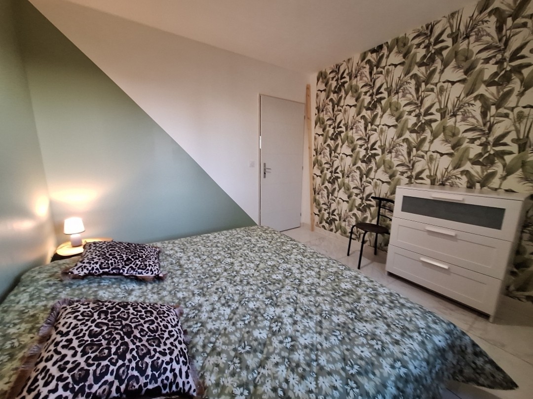 chambre 2 lits simple