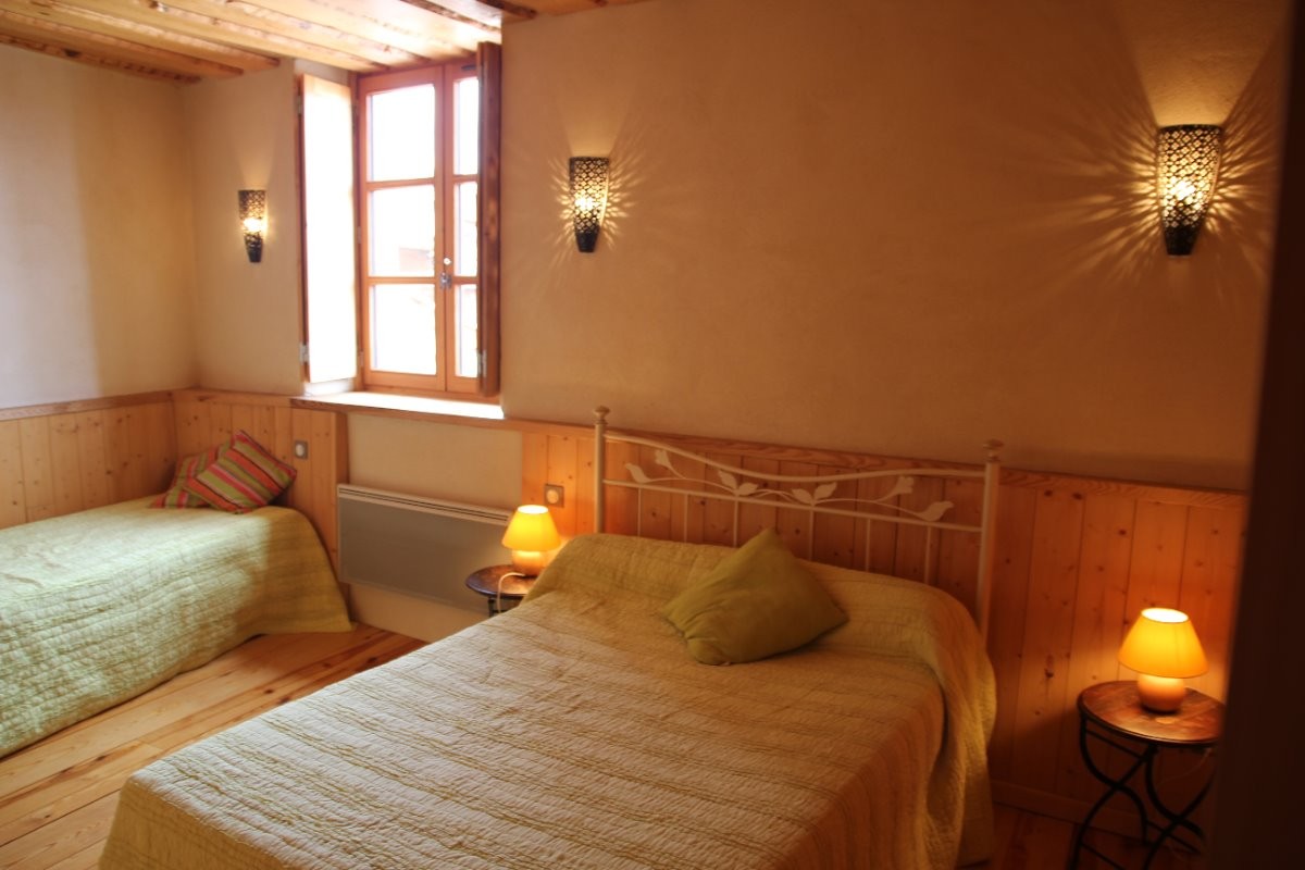 Maison Vigneronne - Champdieu - Chambre 2