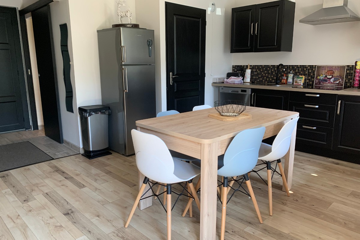 Cuisine ouverte, coté entrée