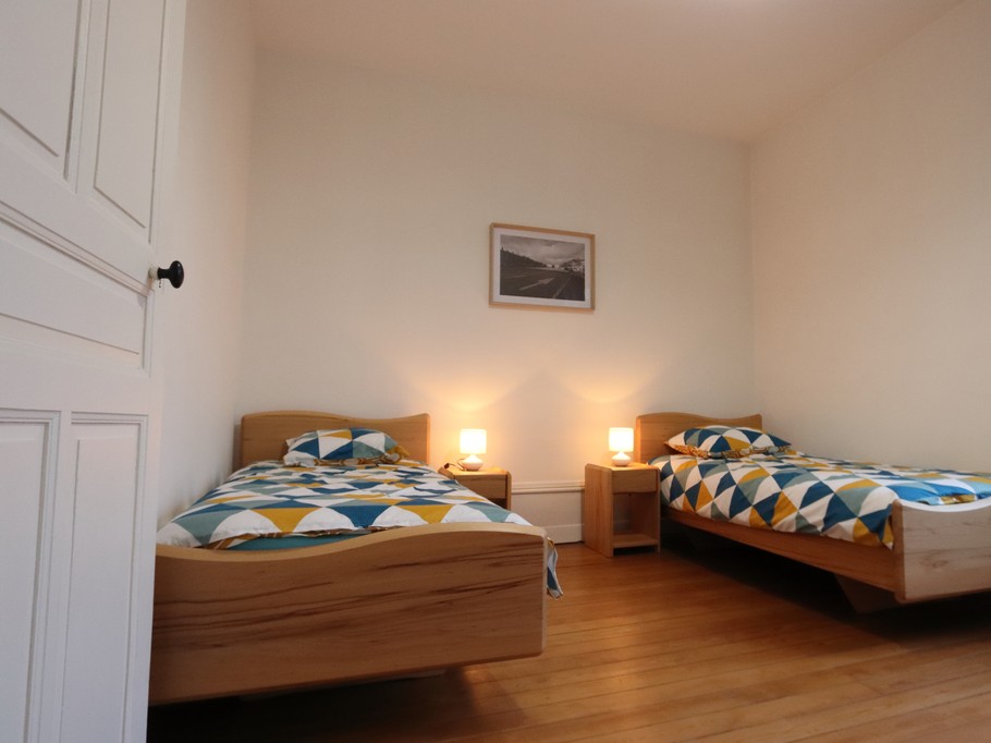 Chambre 2 lits simple 90x200 - Gite Comme chez vous
