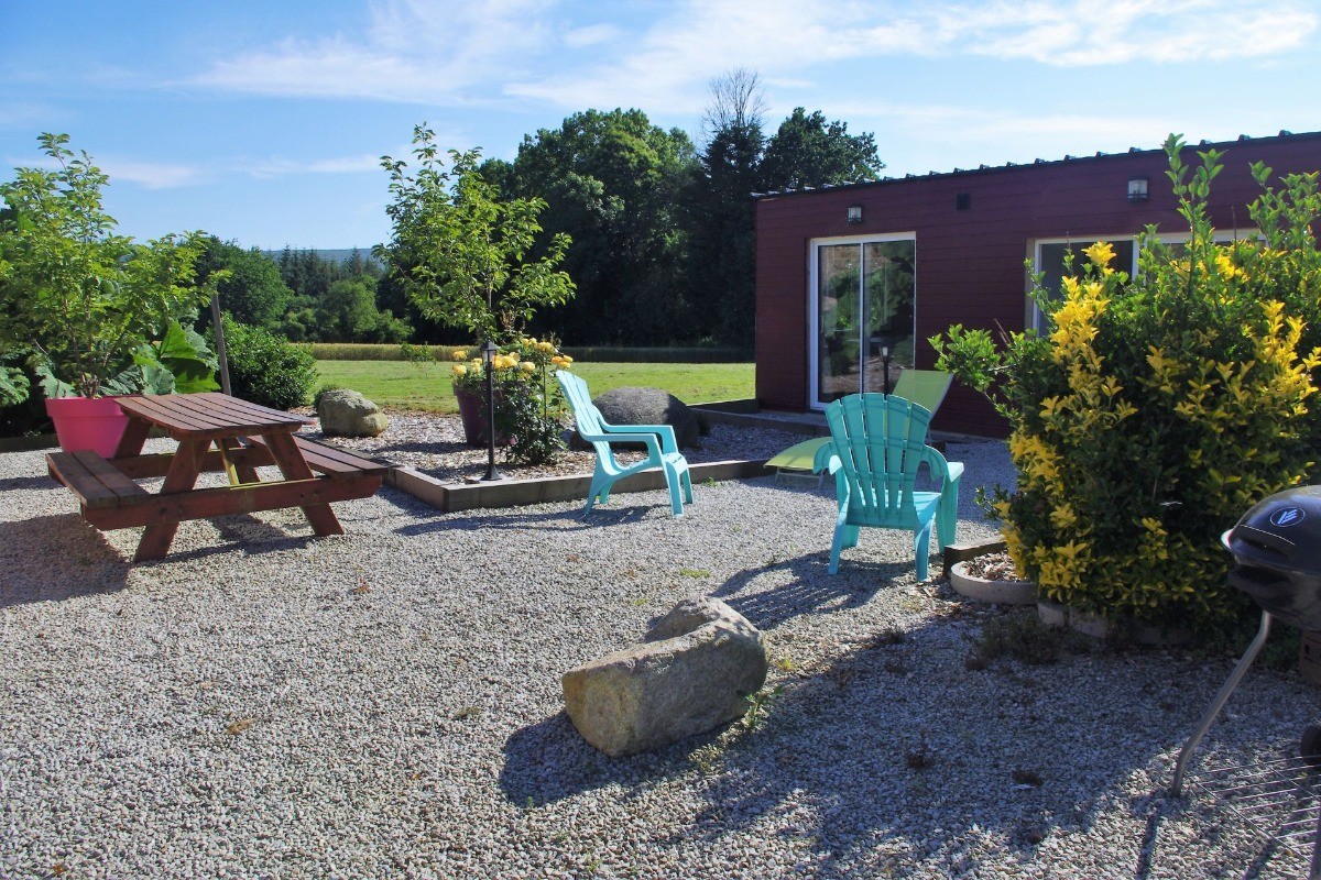 Votre jardin et votre espace de détente (SPA et salon)