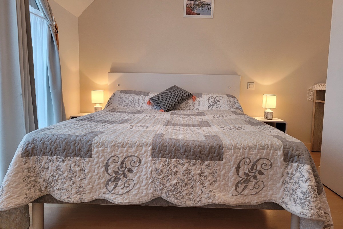 Location, Longère, Arcouest, Ploubazlanec, chambre lit de 140